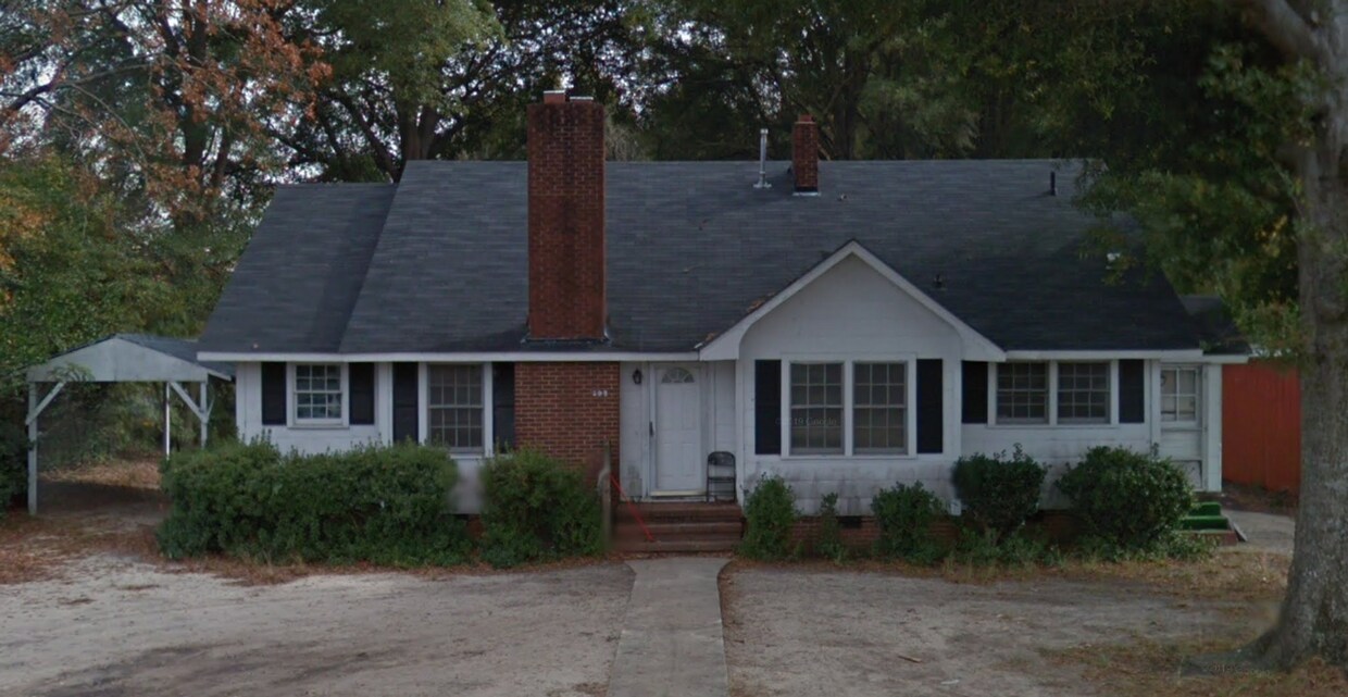 2 Bedroom 1 Bath downtown Elizabethtown NC House Rental in