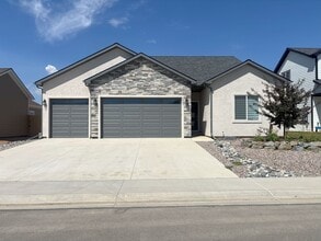 Building Photo - 1447 Excelsior Creek Ave