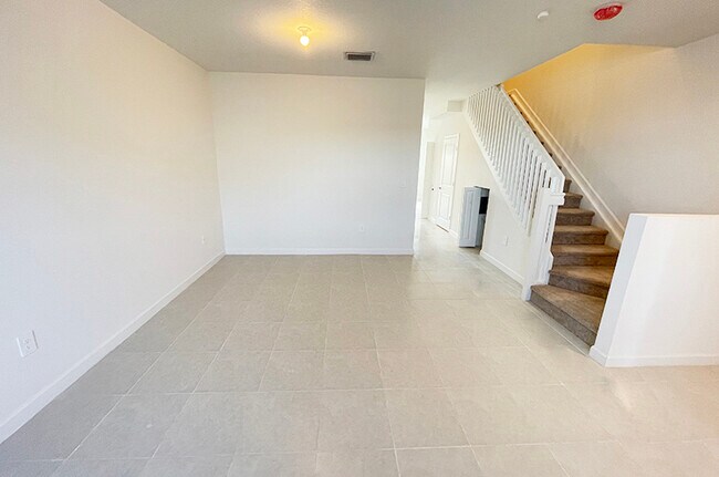 Foto del edificio - 2352 NW 125 St