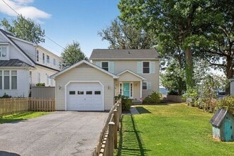 Building Photo - 15077 Potomac River Dr