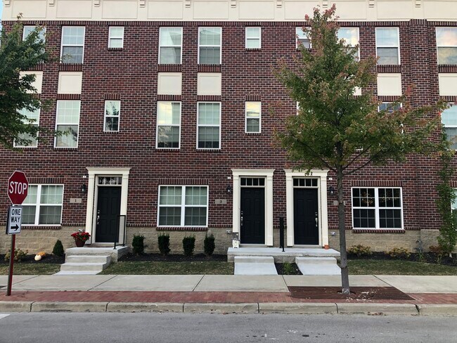 Building Photo - 3 Mill Run Pl