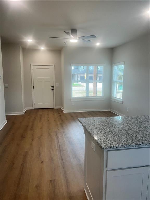 Building Photo - 613 Cosmos St
