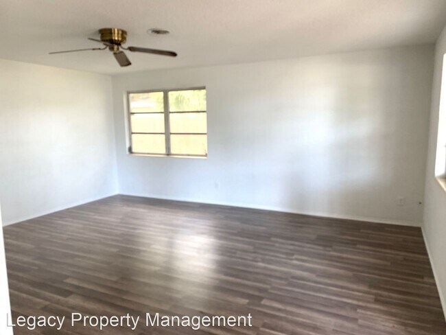 Foto del edificio - 3 br, 2 bath House - 1234 Margina Ave