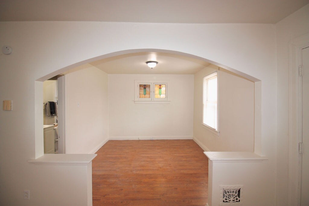 Foto principal - 8351 Octavia Ave