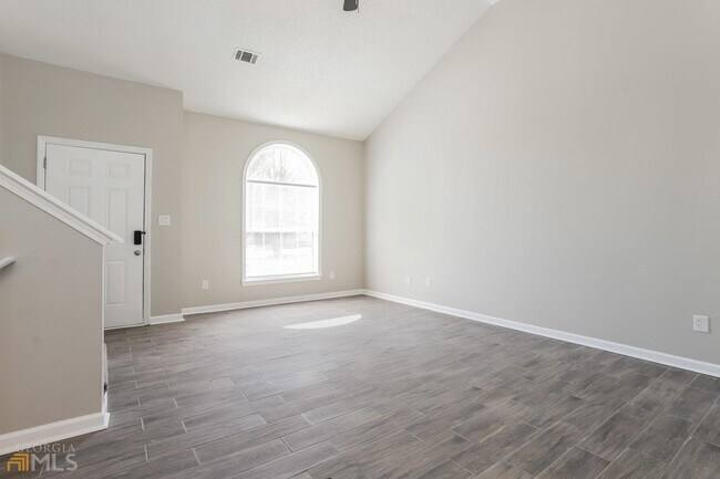 Building Photo - 3430 Bells Landing Dr