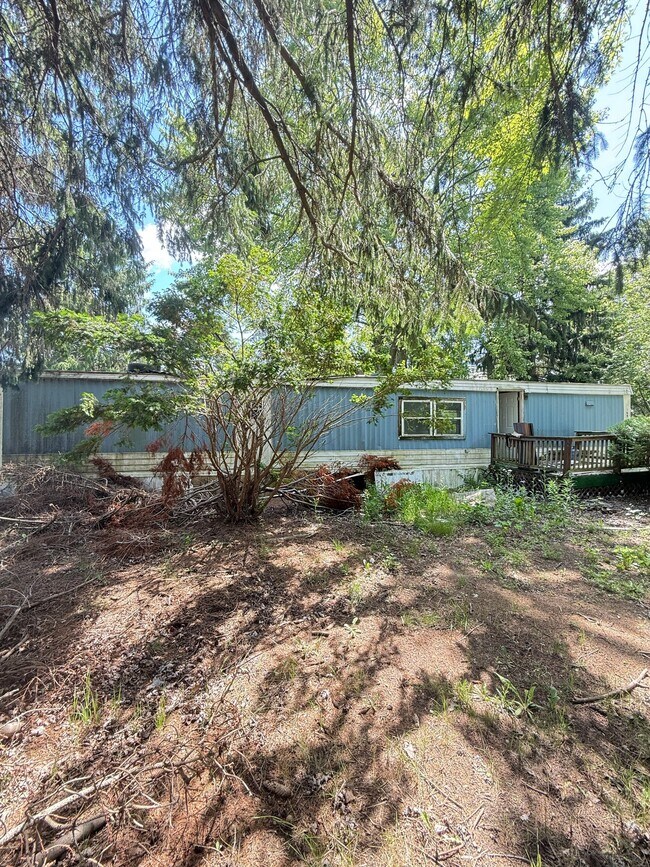 Foto del edificio - 1404 Rumbaugh Ln