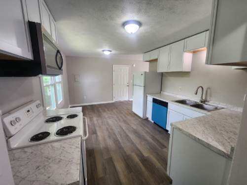 Building Photo - 245 Randolph Hill