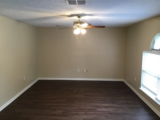 Foto del edificio - 87164 Kipling Drive