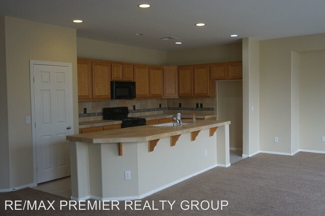 Building Photo - 8052 Ponderosa Ranch St