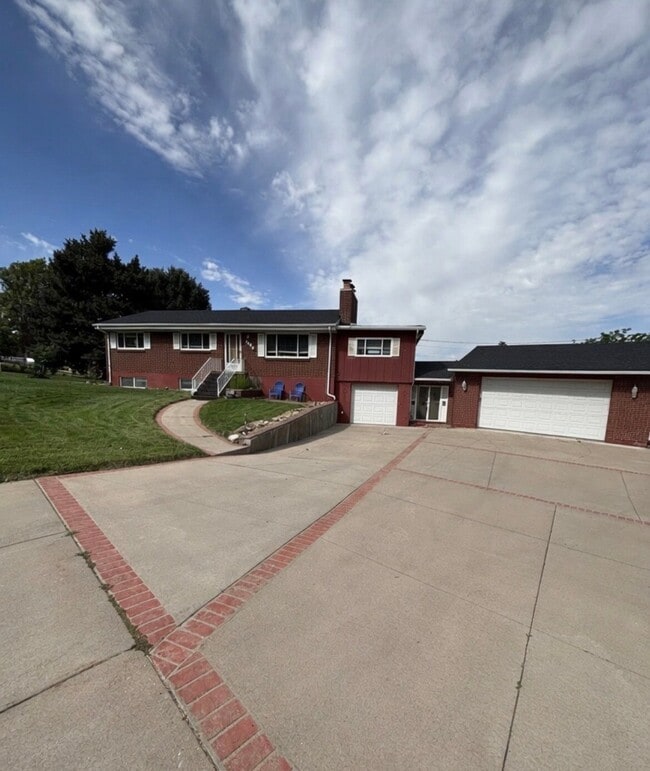 Building Photo - 1285 N 900 E