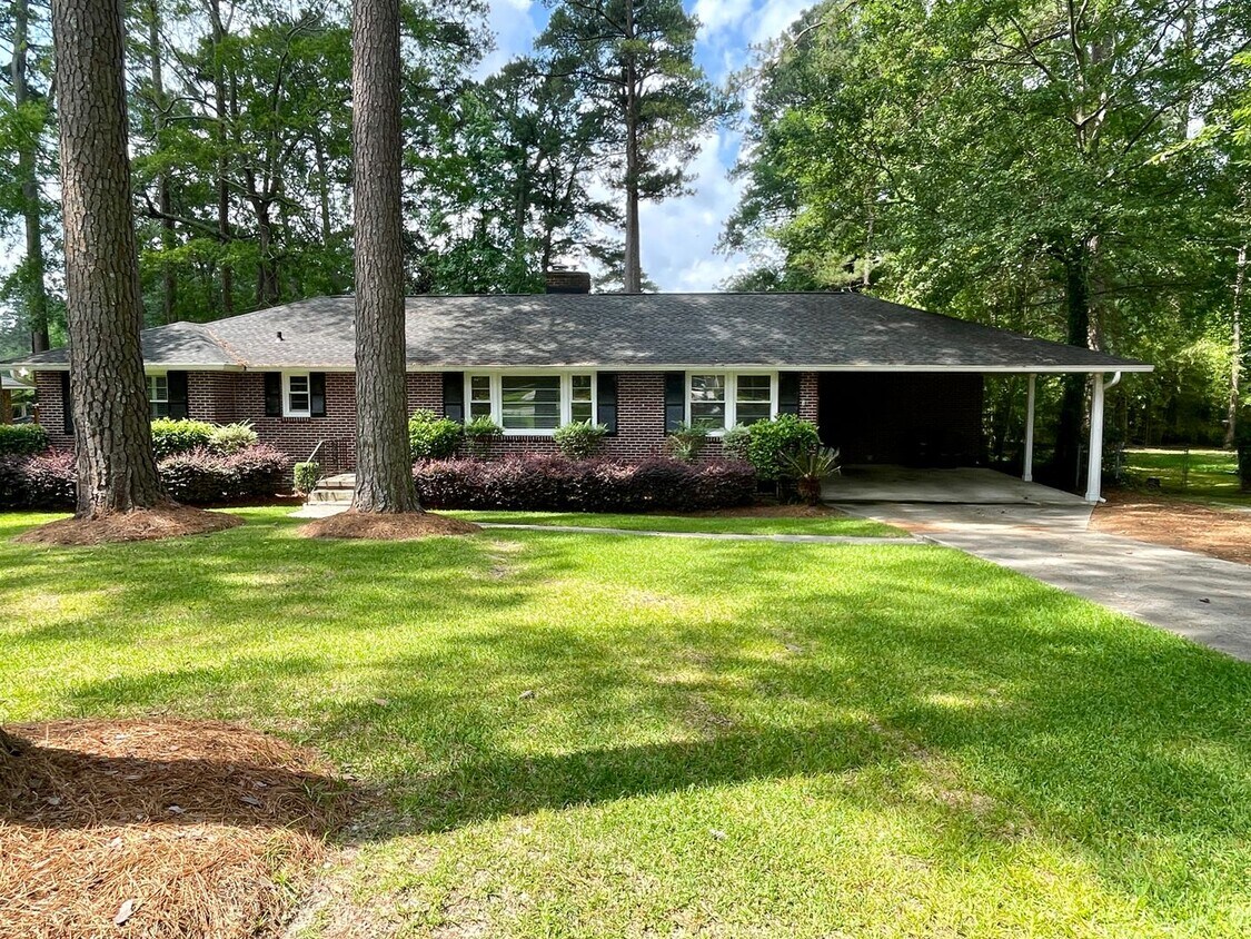 4741 Fernwood Rd, Columbia, SC 29206 House Rental in Columbia, SC