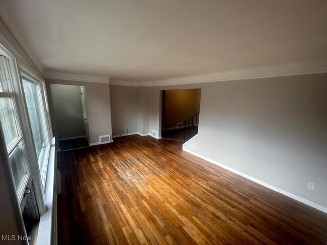 Foto del edificio - 815 Babbitt Rd