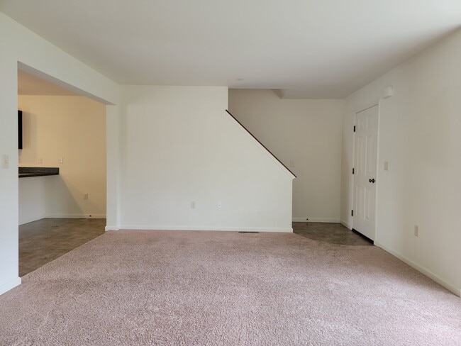 Foto del edificio - 227 Limestone Dr