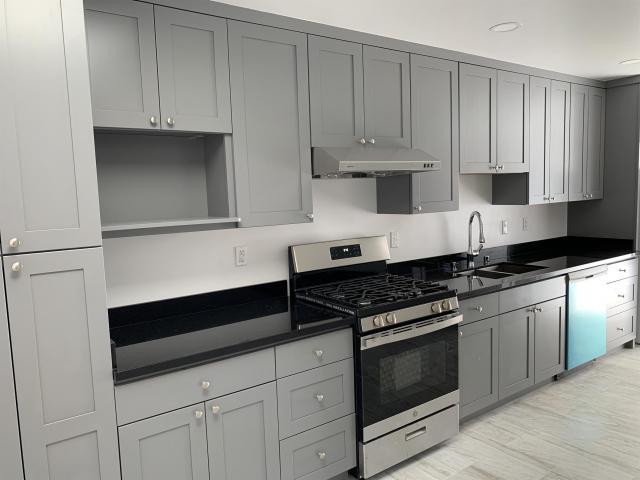 Building Photo - 3 bedroom in San Francisco CA 94134