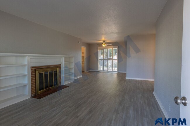 Building Photo - Adorable 3 Bedroom 1 Bath Lincoln Village ...