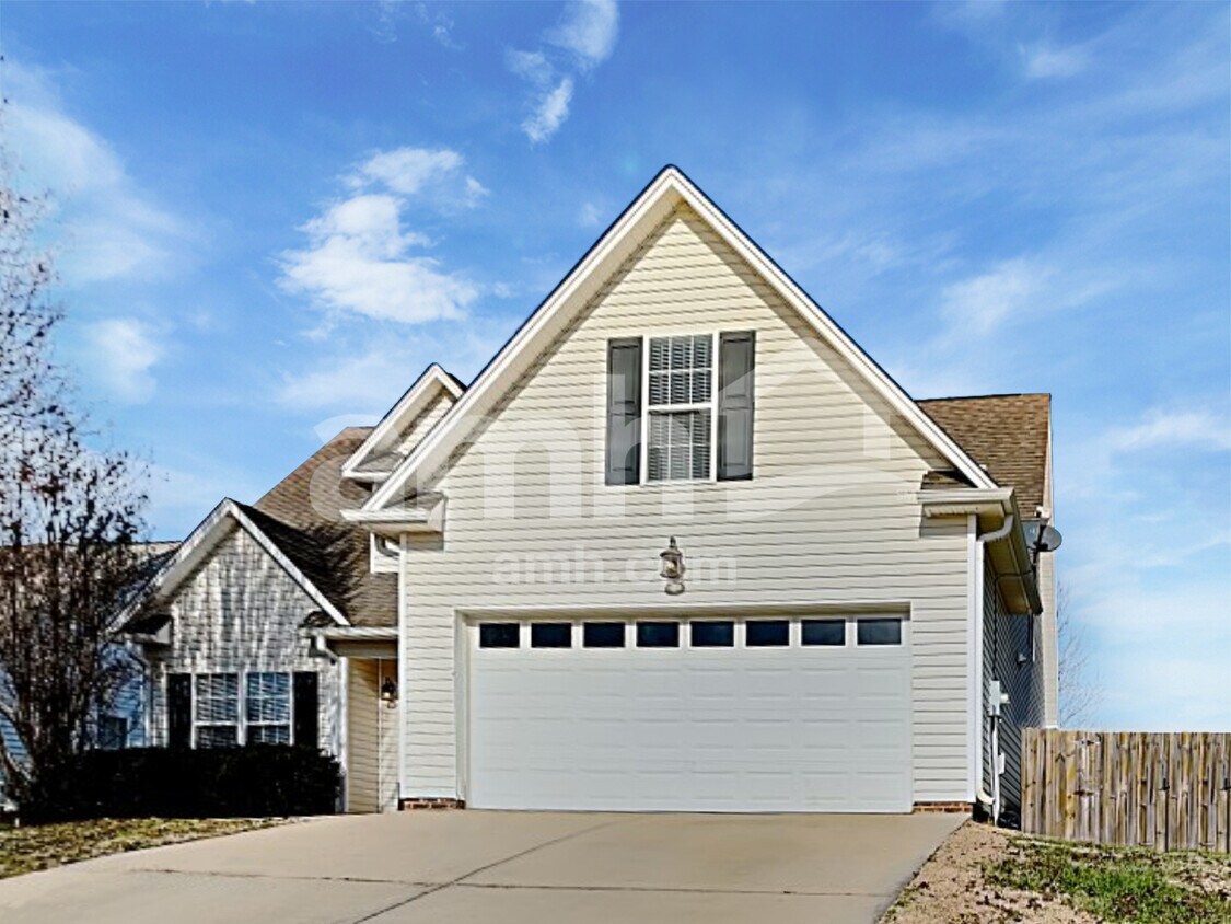 Primary Photo - 2353 Joshua Lane