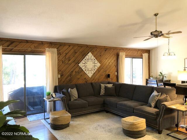 Foto del edificio - 112 Sandham Ct