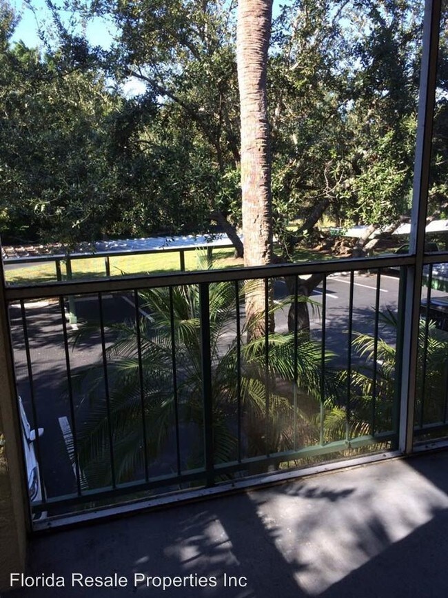 Foto del edificio - 12650 Equestrian Cir