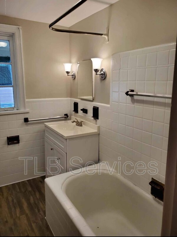 Foto del edificio - 1310 Pittston Ave