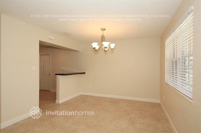 Foto del edificio - 8800 NW 11th St