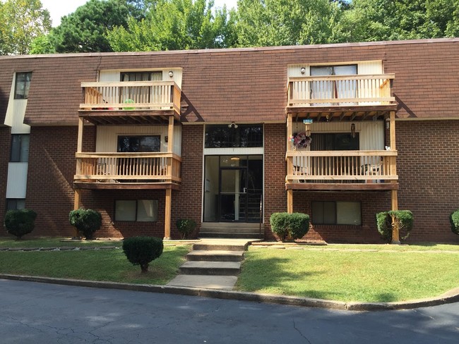 81 Terry Ct, Collinsville, VA 24078 - Apartment for Rent in