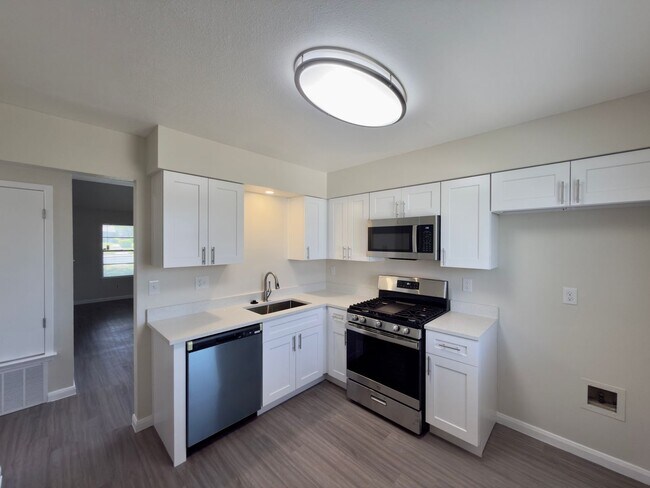 Foto del edificio - 1614 W Braker Ln