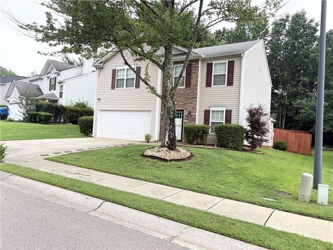 Building Photo - 320 Westminster Dr