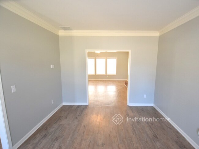 Foto del edificio - 1701 Branchwood Ct SW