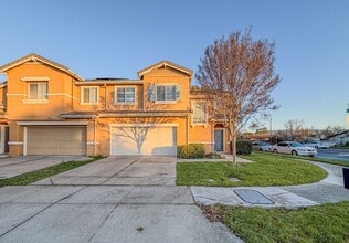 Building Photo - 201 Ronan Ave