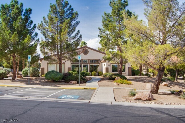 Foto del edificio - 1648 Aspen Meadows Dr