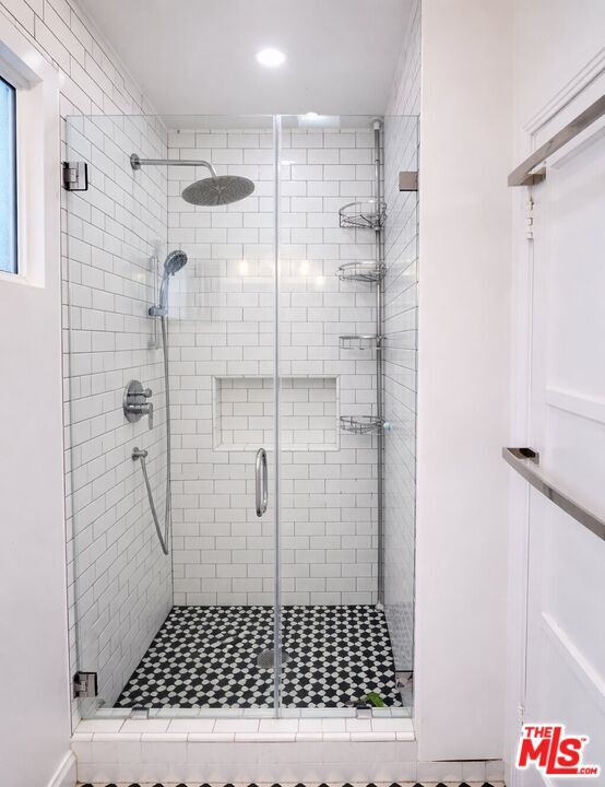 Building Photo - 10870 Whitburn St