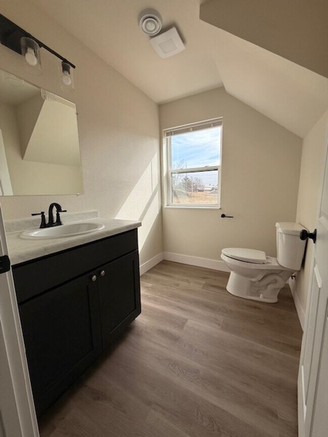 Foto del edificio - 2810/2812 16th St S