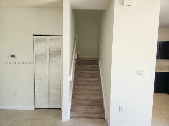Foto del edificio - 3750 SE 3rd St