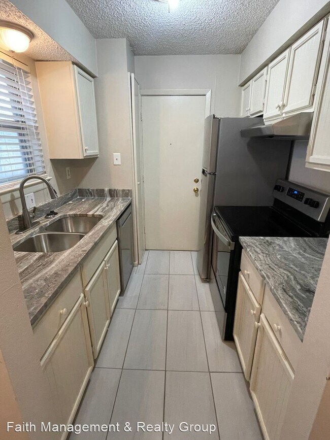 Building Photo - 2 br, 2 bath House - 6706-2 Majestic Oaks ...