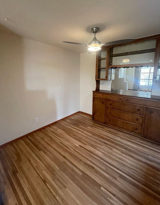 Foto del edificio - Casa Alegre 2 bedroom, 1 bath on Osage. Ha...