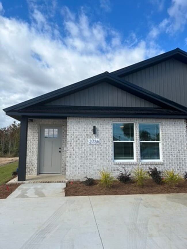 Building Photo - 2732 Usery Rd