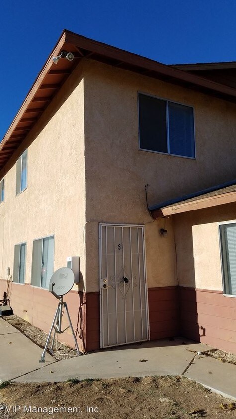 Primary Photo - 13584 Rancherias Rd