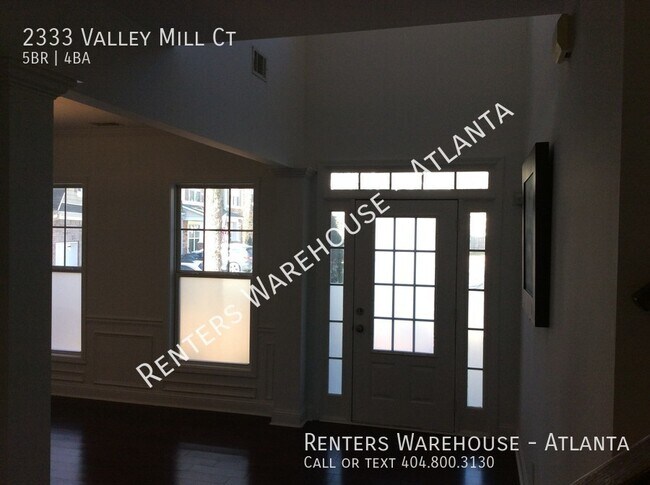 Building Photo - Lovely home in Buford