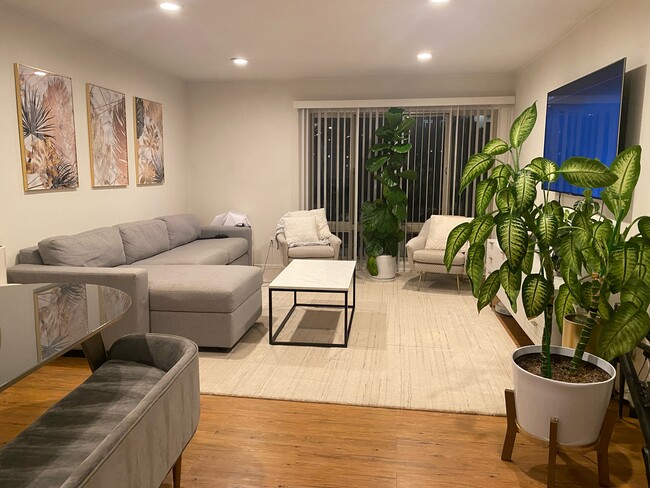Building Photo - 4186 Mt Alifan Dr