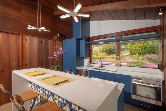 Building Photo - 111 Spindrift Dr
