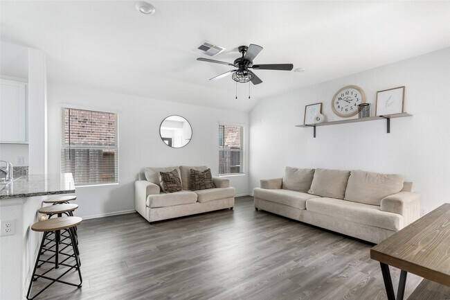 Building Photo - 3005 Kendrick Spgs Ln