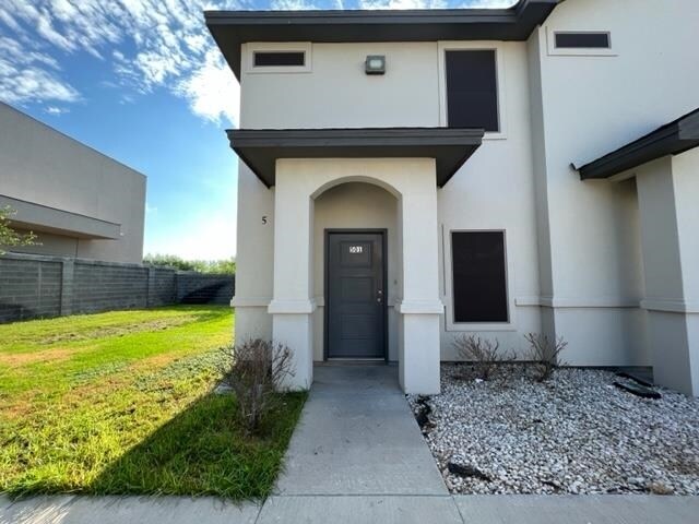 Primary Photo - 7209 Rocio Dr