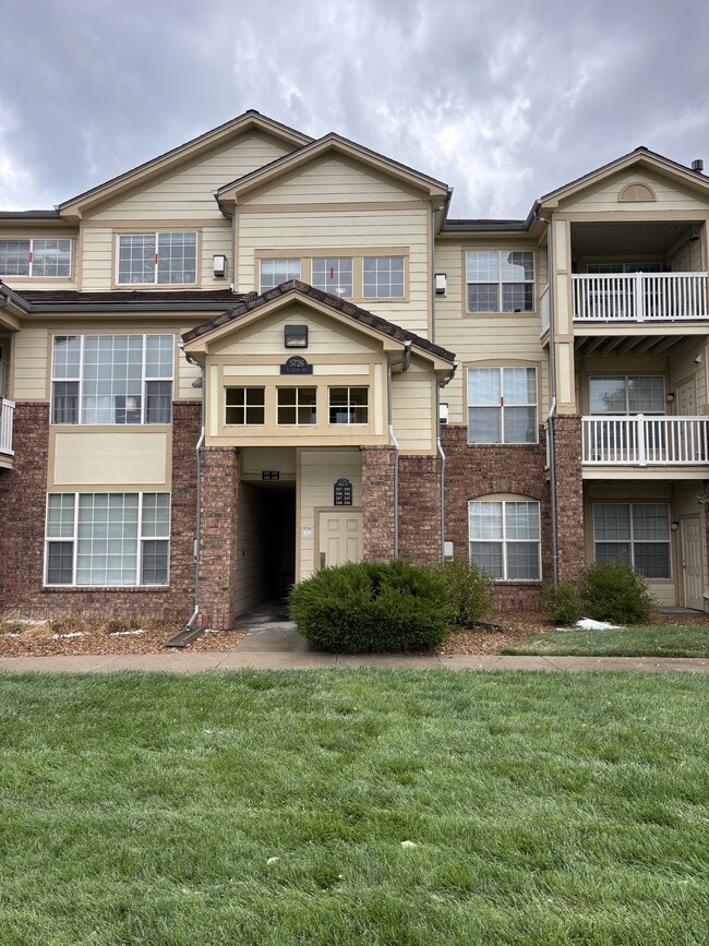 Building Photo - 5726 N Genoa Way