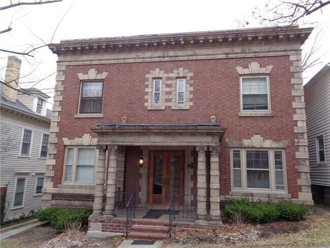 Foto del edificio - 166 Pine St