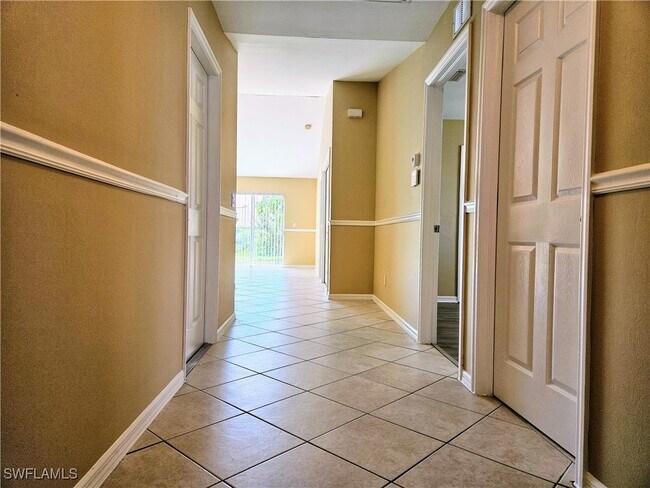 Foto del edificio - 228 Hightower Ave S