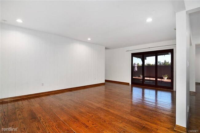 Building Photo - 4 br, 3 bath House - 22601 Miranda St