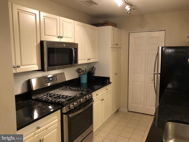 Foto del edificio - 15313 Diamond Cove Terrace