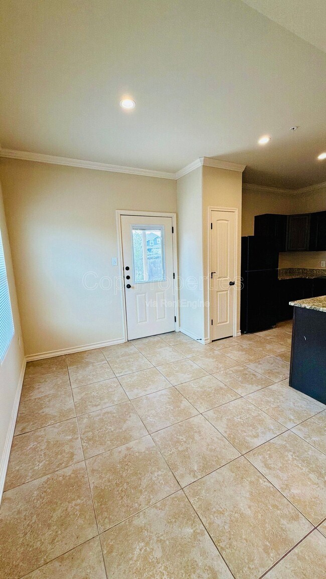 Foto del edificio - 7108 Micayla Cv