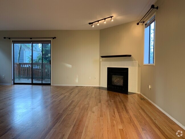 Building Photo - 9427 25th Ave NE