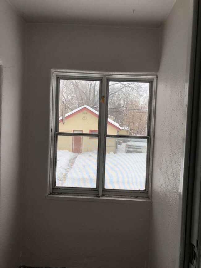 Foto del edificio - Single house for rent (under Renovation )this house will be ready December 1 2025 just in time fo...